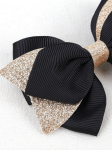 Elegante Haarspangen, Schleifen-Haarspangen, Mädchen Accessoires, Haarschmuck für Kinder, stylische Haarspangen, Schwarz mit Goldglitter, Alltags- und Festtagsaccessoire, hochwertige Kindermode, Schmuck für empfindliche Haut.