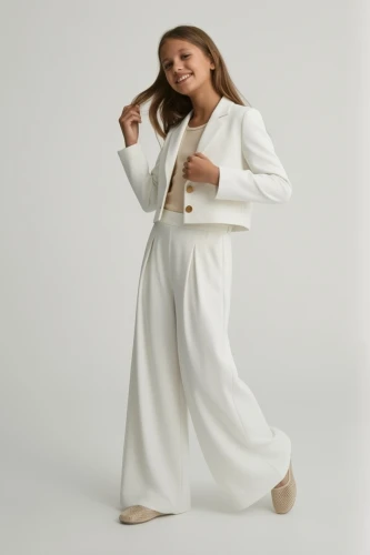 Festliches Mädchen-Set Emi in Weiß – Eleganter Erstkommunion-Anzug für die kleine Dame