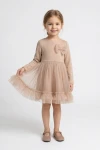 Tüllkleid Iga in Beige – ausgestellter Tüllrock mit Rüsche – Vorderansicht