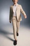 Anzug Liam in Sandbeige – offenes Sakko und Hose – in Bewegung