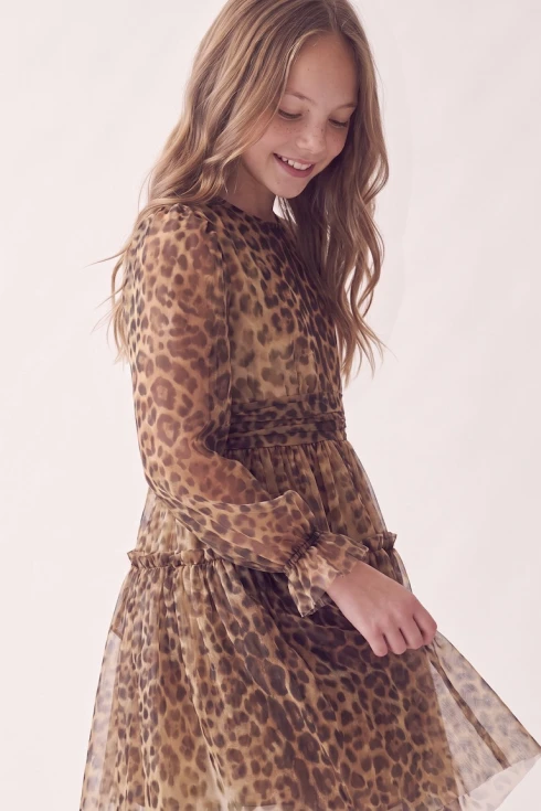 Tüllkleid Holly im Leopardenmuster für Mädchen – Tüllärmel mit Rüsche am Bündchen – Seitenansicht