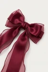 Haarspange mit Schleife in Bordeaux – Knoten, Satinschlaufen und Organza – Detailaufnahme